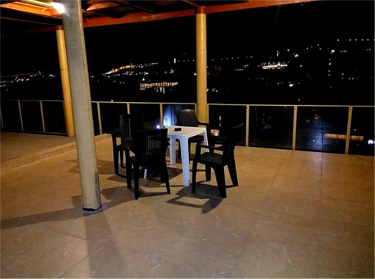 Ferienwohnung New Tbilisi Terrace Exterior foto